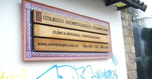 COLEGIO ODONTOLOGICO COLOMBIANO